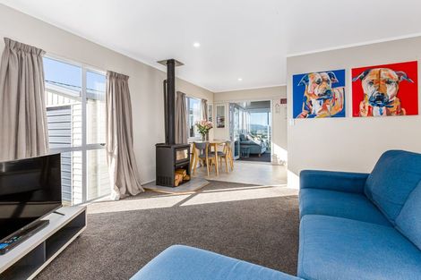 Photo of property in 28 Doncaster Terrace, Ascot Park, Porirua, 5024