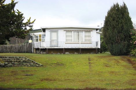 Photo of property in 15 Angela Place, Kinloch, Taupo, 3377