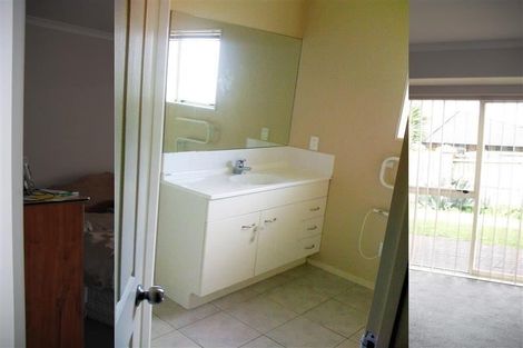 Photo of property in 97 Longford Park Drive, Takanini, 2112