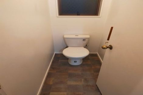 Photo of property in 4/60 Nikau Street, New Lynn, Auckland, 0600