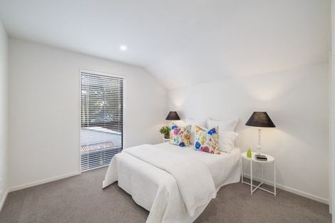 Photo of property in 7/9 Edgeware Road, St Albans, Christchurch, 8014