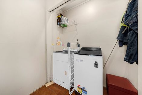 Photo of property in 130 Gadsby Road, Favona, Auckland, 2024