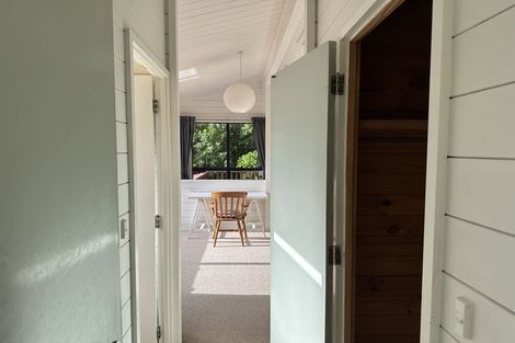 Photo of property in 98 Hadfield Street, Beach Haven, Auckland, 0626