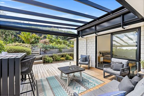 Photo of property in 22 Laly Haddon Place, Matakana, Warkworth, 0985