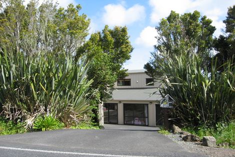 Photo of property in 277 Forest Hill Road, Waiatarua, Auckland, 0612