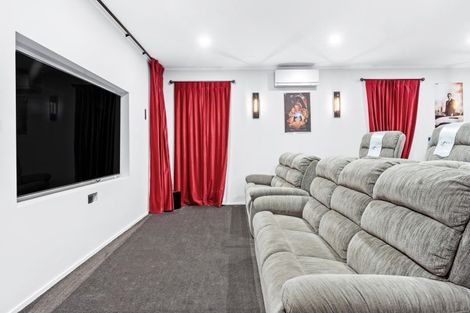 Photo of property in 189 Point View Drive, East Tamaki Heights, Auckland, 2016