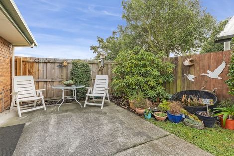 Photo of property in 6 Oldham Place, Darfield, 7510