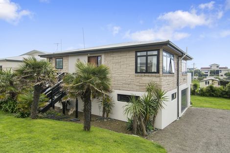 Photo of property in 1119 Papamoa Beach Road, Papamoa Beach, Papamoa, 3118