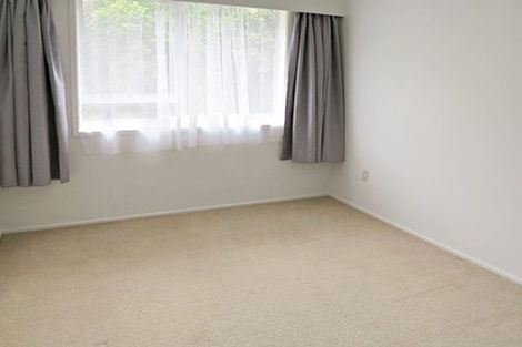 Photo of property in 2/12 Lydia Avenue, Northcote, Auckland, 0627