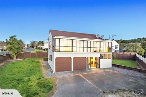 Photo of property in 17 Banyan Drive, Totara Heights, Auckland, 2105