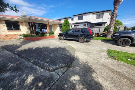 Photo of property in 7 Staines Avenue, Mangere East, Auckland, 2024