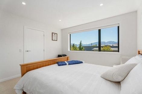 Photo of property in 9 Kirimoko Crescent, Wanaka, 9305