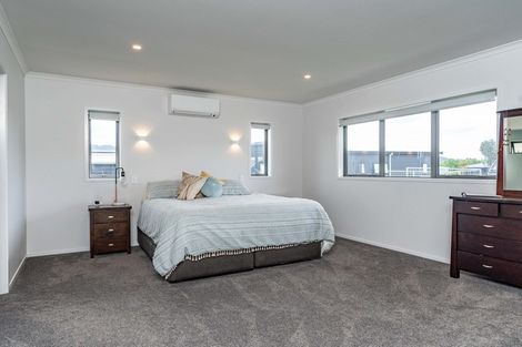 Photo of property in 68e Jack Boyd Drive, Mangawhai Heads, Kaiwaka, 0573