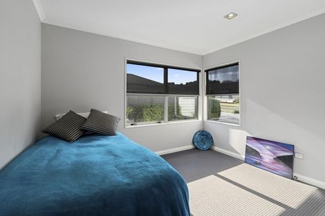 Photo of property in 7 Galea Grove, Kelvin Grove, Palmerston North, 4414