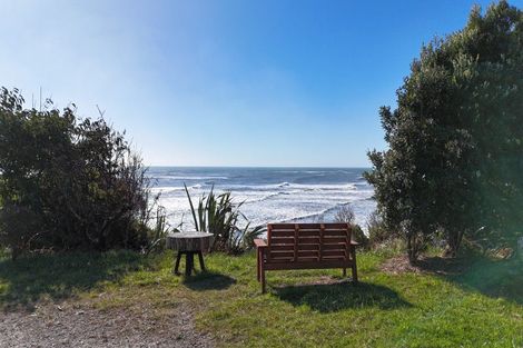 Photo of property in 2 Larsen Street, Cape Foulwind, Westport, 7892