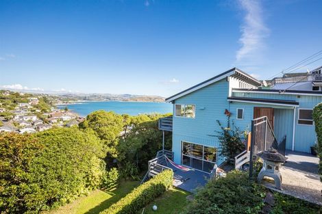 Photo of property in 22 Gordon Road, Plimmerton, Porirua, 5026