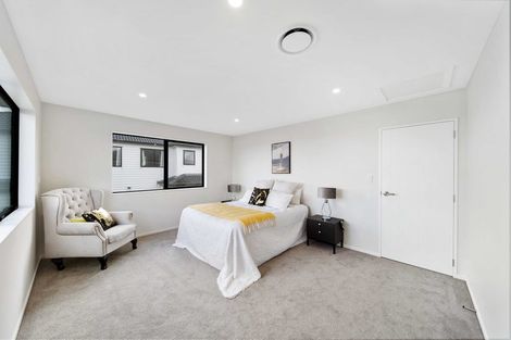 Photo of property in 1 Nola Dawn Avenue, Papakura, 2110