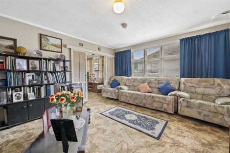 Photo of property in 19 Lockwood Crescent, Taita, Lower Hutt, 5011