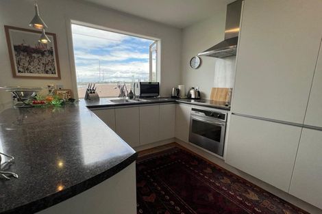 Photo of property in 2/26 Otakau Road, Milford, Auckland, 0620