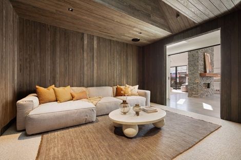 Photo of property in 28 Cunninghams Drive, Jacks Point, Queenstown, 9371