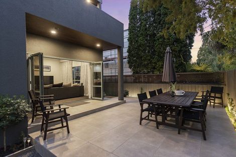 Photo of property in 19 Rostrevor Street, Hamilton Central, Hamilton, 3204