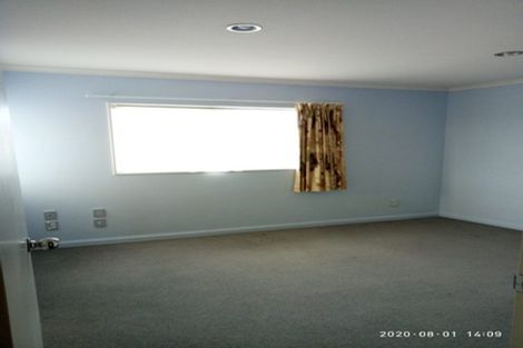 Photo of property in 4 Cityview Place, Massey, Auckland, 0614