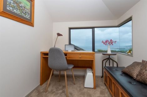 Photo of property in 1/909 Beach Road, Waiake, Auckland, 0630