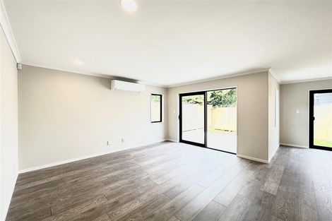 Photo of property in 33 Combat Street, Papakura, 2110