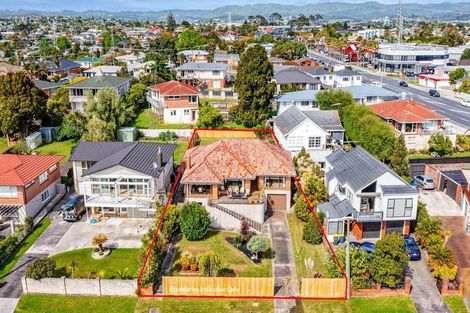 Photo of property in 80 Jaemont Avenue, Te Atatu South, Auckland, 0610