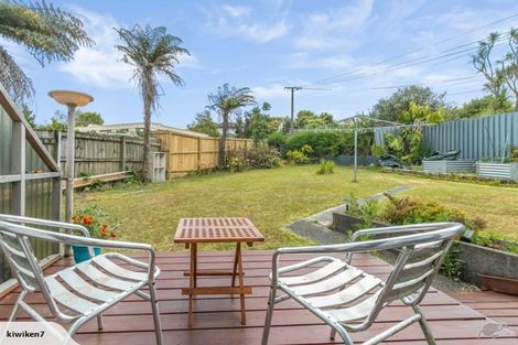 Photo of property in 1/8 Wattle Road, Sunnyvale, Auckland, 0612