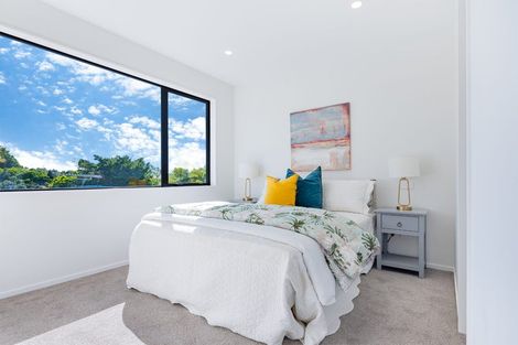 Photo of property in 2c Grove Lane, Pakuranga, Auckland, 2010
