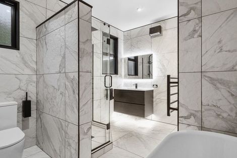 Photo of property in 49 Shandon Road, Vauxhall, Dunedin, 9013