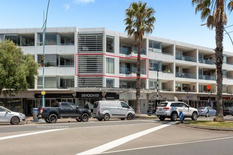Photo of property in Algarve Apartments, 204/332 Maunganui Road, Mount Maunganui, 3116