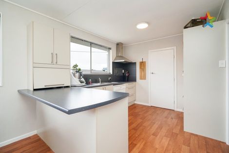 Photo of property in 6 Paisley Street, Kew, Invercargill, 9812