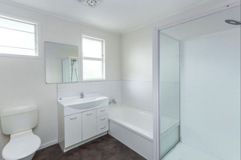 Photo of property in 9 Hardie Grove, Featherston, 5710