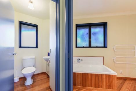 Photo of property in 6 Calamaras Street, Enner Glynn, Nelson, 7011