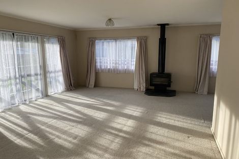 Photo of property in 18 Millhaven Place, Otaki, 5512