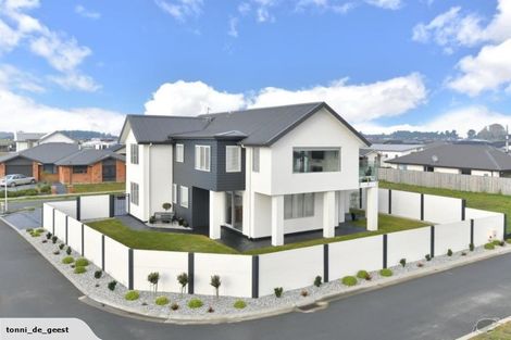 Photo of property in 15 Aroha Street, Pegasus, 7612