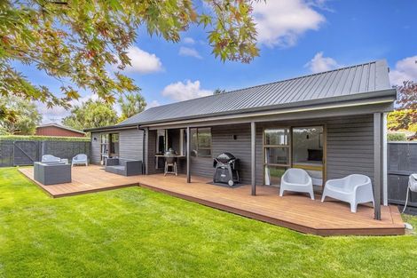 Photo of property in 5 Kaputone Place, Belfast, Christchurch, 8051