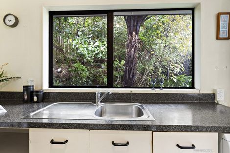 Photo of property in 6 Mayaro Crescent, Grenada Village, Wellington, 6037