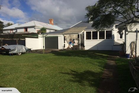 Photo of property in 130 Calliope Road, Stanley Point, Auckland, 0624