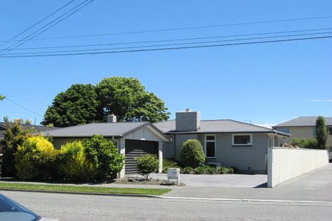 Photo of property in 219 Avonhead Road, Avonhead, Christchurch, 8042