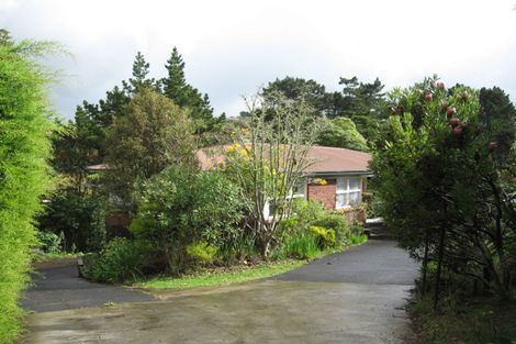 Photo of property in 28 Cheriton Road, Mellons Bay, Auckland, 2014