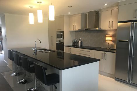 Photo of property in 17 Kilbryde Crescent, Pokeno, 2402