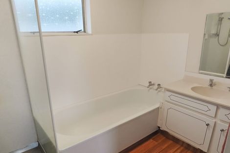 Photo of property in 2/15 Douglas Street, Waiwhetu, Lower Hutt, 5010