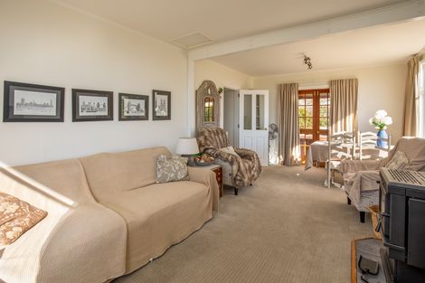 Photo of property in 180 Hall Road, Bannockburn, Cromwell, 9384