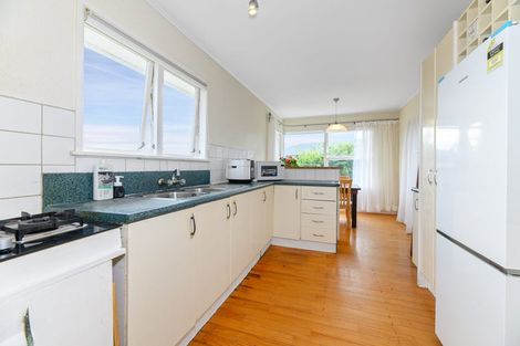 Photo of property in 30 Seon Place, Birkdale, Auckland, 0626