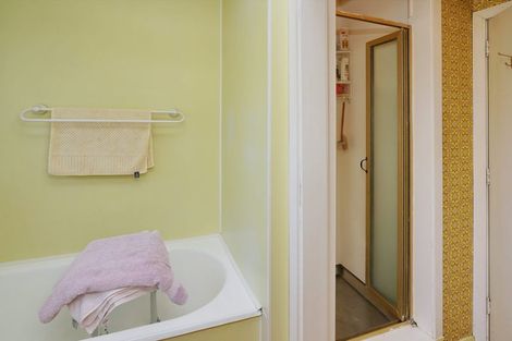 Photo of property in 8 Quebec Place, Wainoni, Christchurch, 8061