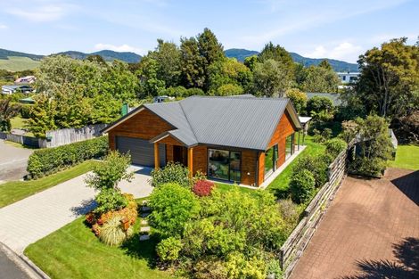 Photo of property in 38 Kokopu Street, Turangi, 3334