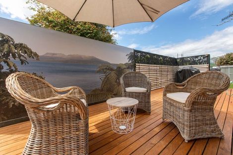 Photo of property in 10 Barraud Place, Pukehangi, Rotorua, 3015